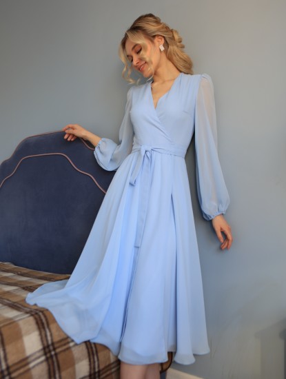 Платье с запахом из шифона миди (Голубое)